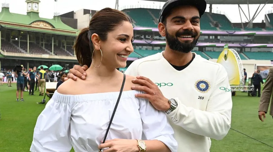 Cricketer Virat Kohli with his Wife (Anushka Sharma)